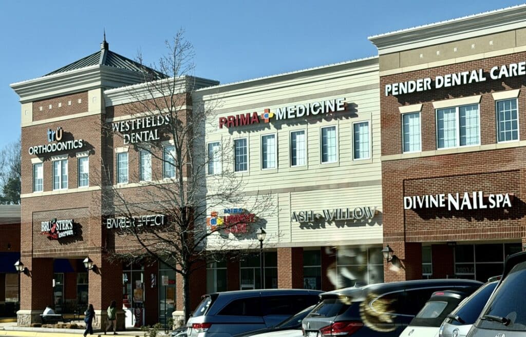 Family Doctors offering  Comprehensive Care in Northern Virginia, with quick visits and caring doctors